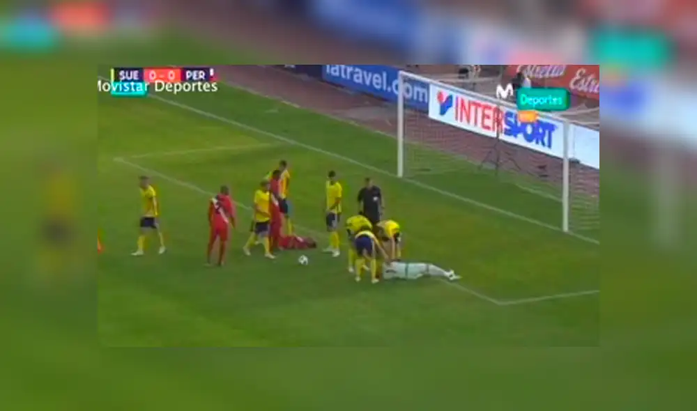 Perú vs Suecia: Paolo Guerrero chocó y causó preocupación [VIDEO]