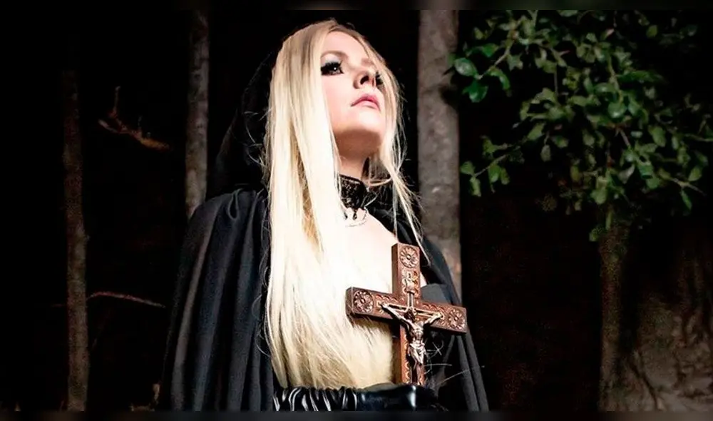 La cantante presentó material audiovisual que marca una nueva etapa en su carrera artística La cantante presentó material audiovisual que marca una nueva etapa en su carrera artística