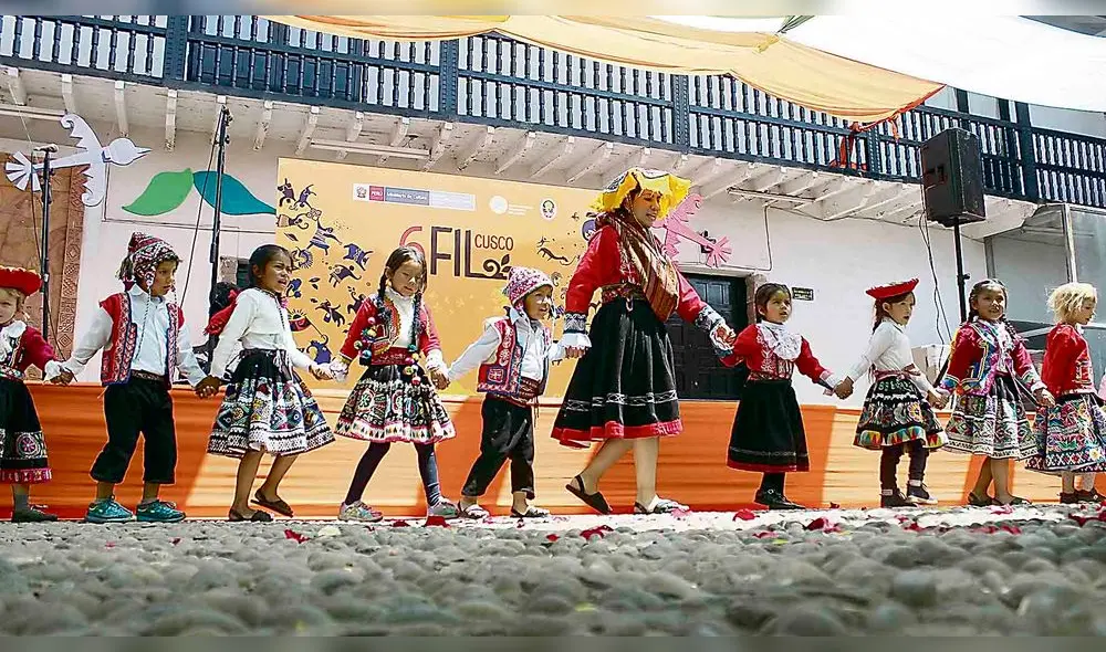 DIVERSIDAD EN CUSCO. Casi la mitad de ciudadanos de la región imperial tiene como lengua materna una indígena. DIVERSIDAD EN CUSCO. Casi la mitad de ciudadanos de la región imperial tiene como lengua materna una indígena.