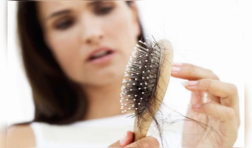 La caída de cabello se ha convertido en el dilema más frecuente en hombres y mujeres.