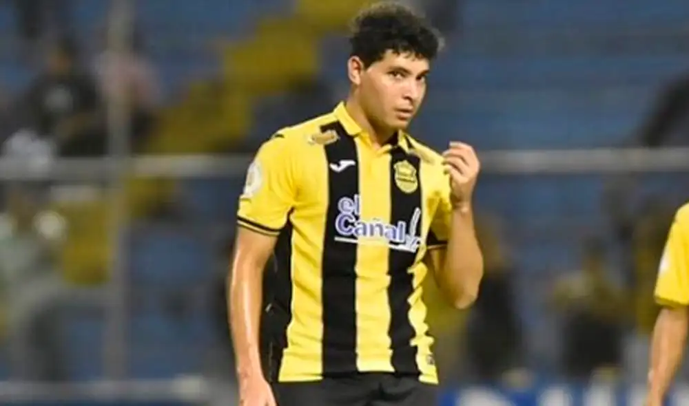 Jhow Benavidez es jugador del Real España de Honduras. Jhow Benavidez es jugador del Real España de Honduras.