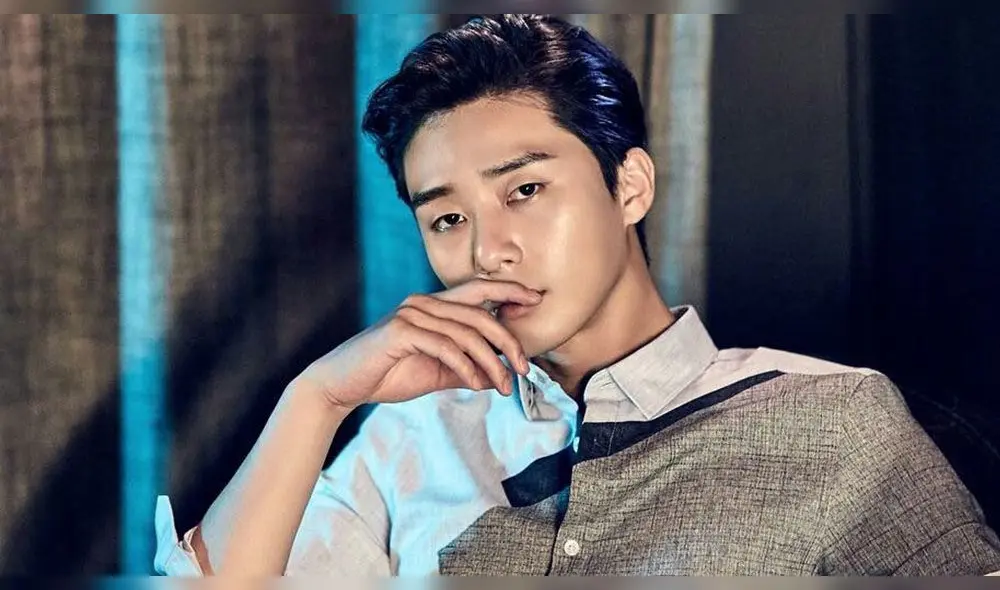 Park Seo Joon se dejó ver cariñoso con su mascota. Foto: naver.