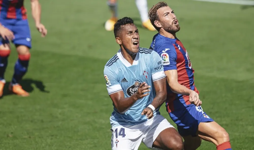 Renato Tapia debutó con el Celta de Vigo en La Liga Santander. Foto: EFE.