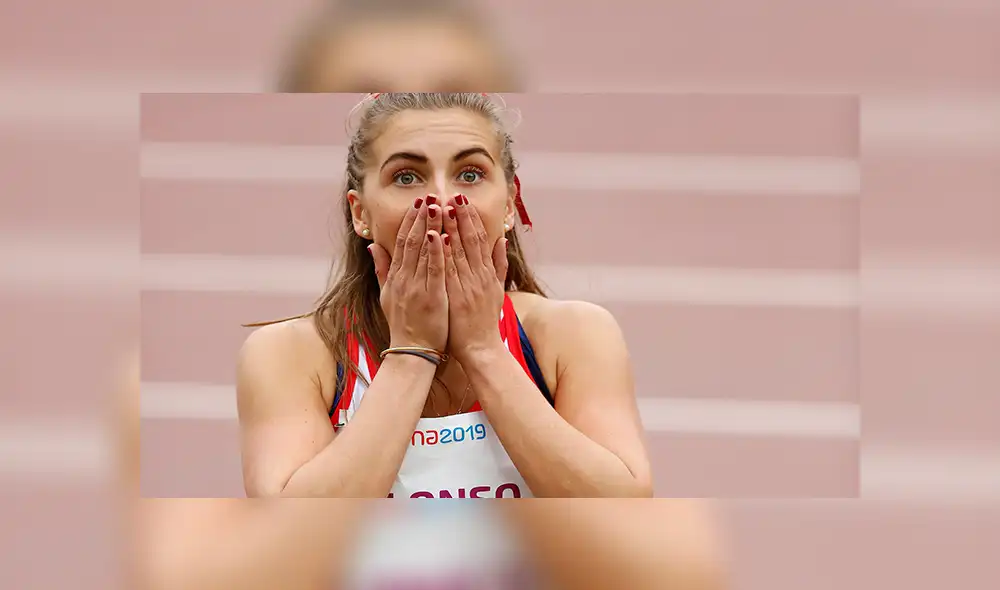 Así fue la reacción de Triana Alonso tras ver el insólito error. Créditos: La República