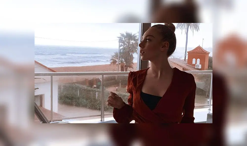 Ester Expósito deja al descubierto zona íntima en sensual fotografía en la cama [FOTOS]