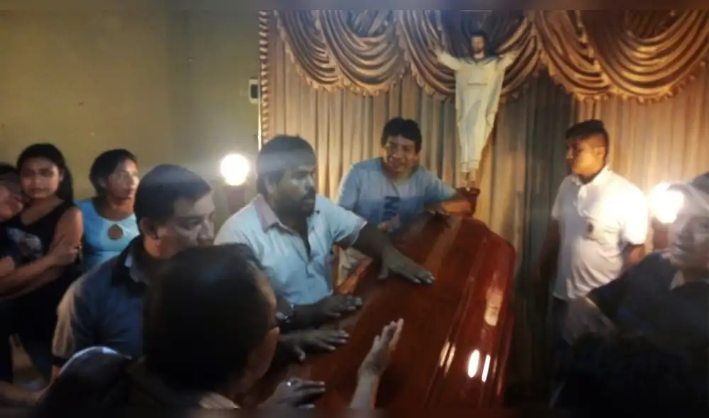 Piura: velan a ex integrante de la Marina que falleció ahogado [VIDEO]