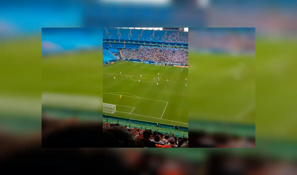 Facebook: hincha de la bicolor se cansó del Perú vs. Venezuela y se puso a utilizar Tinder [VIDEO]