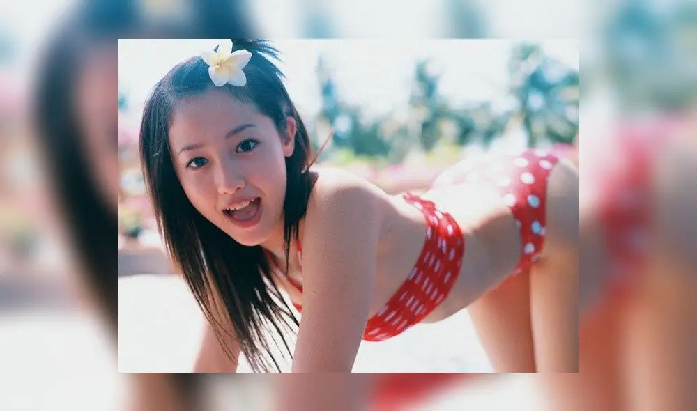 Gracias a su belleza Sawajiri Erika fue llamada "tesoros nacionales" y "hermana nacional" de Japón. Gracias a su belleza Sawajiri Erika fue llamada "tesoros nacionales" y "hermana nacional" de Japón.