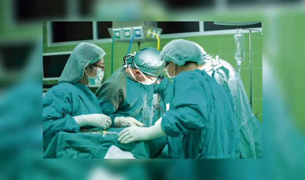 La mujer fue intervenida para poder retirarle el pedazo de gasa de su zona íntima. La mujer fue intervenida para poder retirarle el pedazo de gasa de su zona íntima.