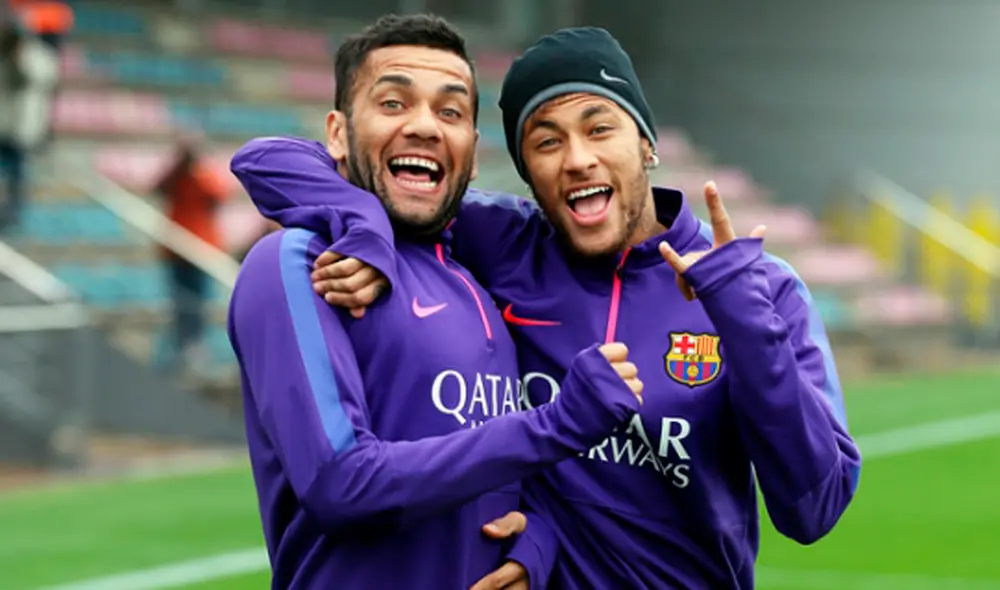 Dani Alves - Neymar Dani Alves - Neymar