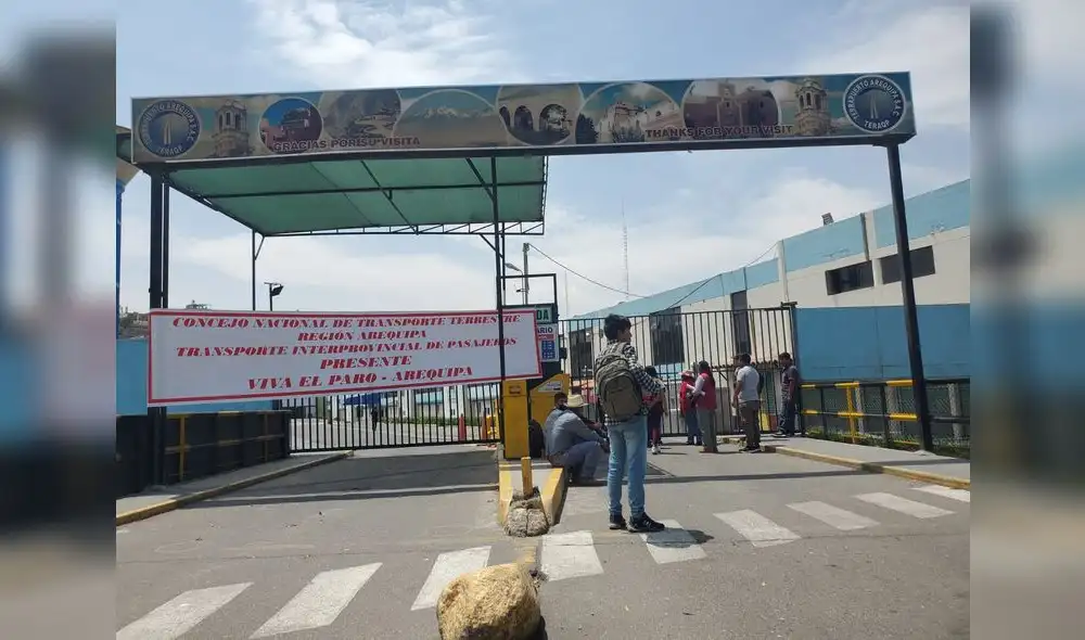 Terminal terrestre de la Ciudad Blanca aún no se restablece. Foto: Leonela Aquino/URPI