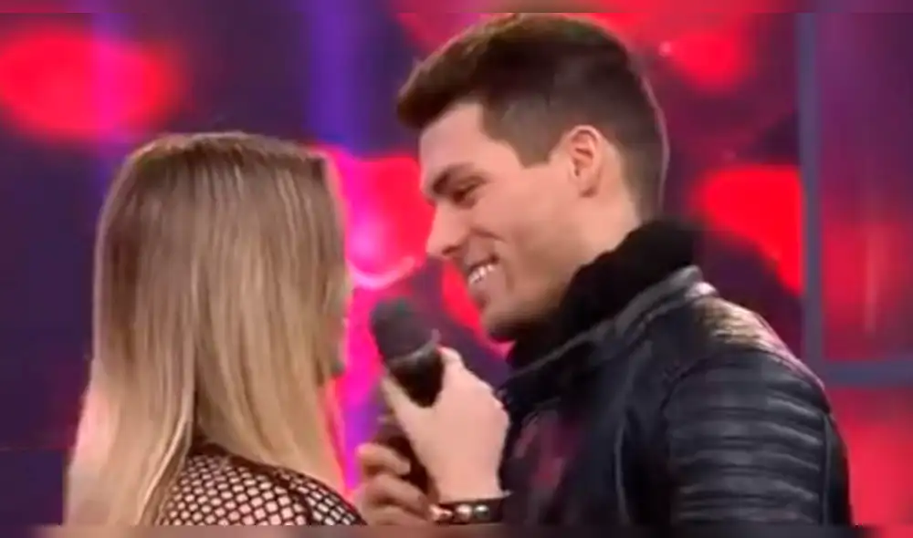 Flavia Laos luce su figura en Instagram con diminuto bikini al lado de Patricio [VIDEO]