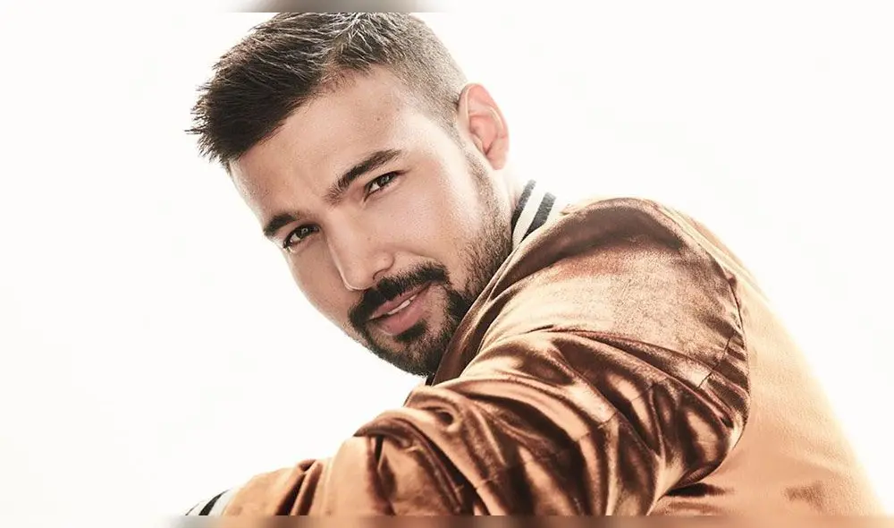 El cantante Ezio Oliva aprovecha estos días para pasar gratos momentos con su hija, fruto de su relación con Karen Shwarz. El cantante Ezio Oliva aprovecha estos días para pasar gratos momentos con su hija, fruto de su relación con Karen Shwarz.