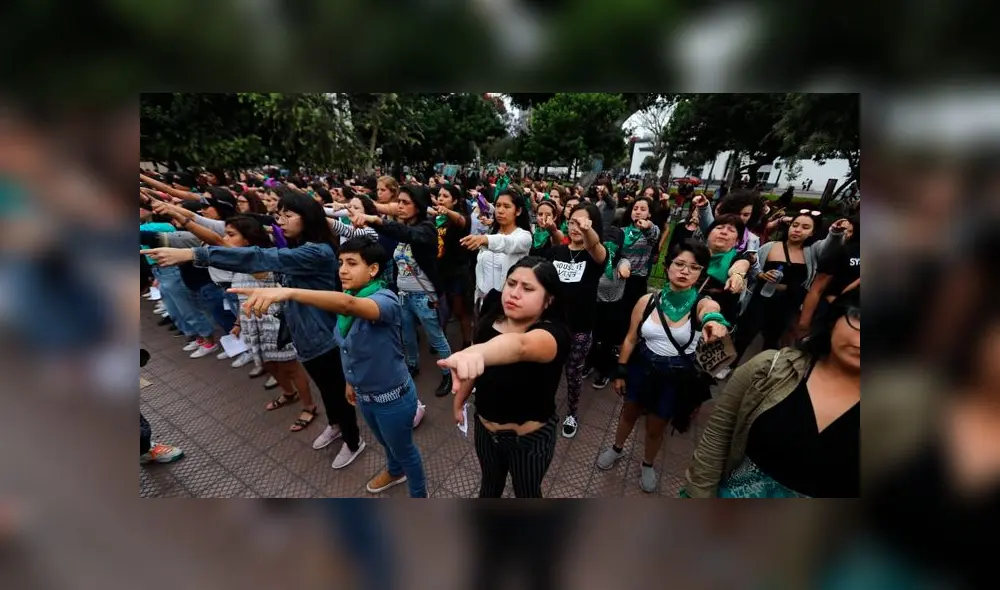 El cántico en Lima viene realizándose en el Parque Kennedy. Créditos: Jorge Cerdán / La República. El cántico en Lima viene realizándose en el Parque Kennedy. Créditos: Jorge Cerdán / La República.