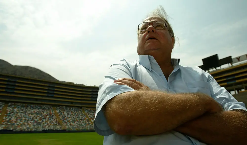 Bajo la presidencia de Alfredo González, Universitario consiguió su único tricampeonato en el año 2000. Foto: La República