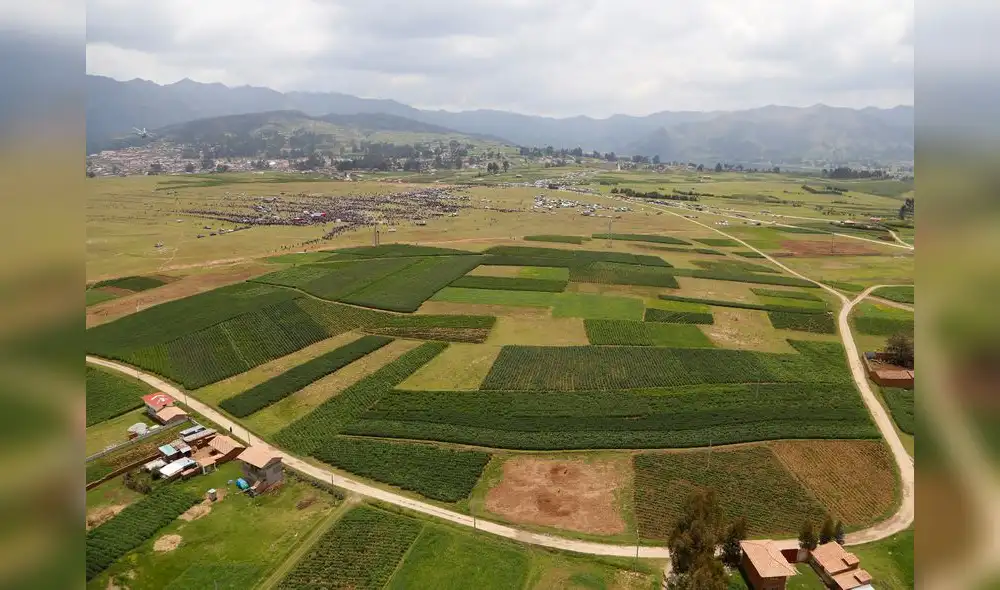 Bruno Giuffra anuncia que el Estado avanzará obra de Chinchero