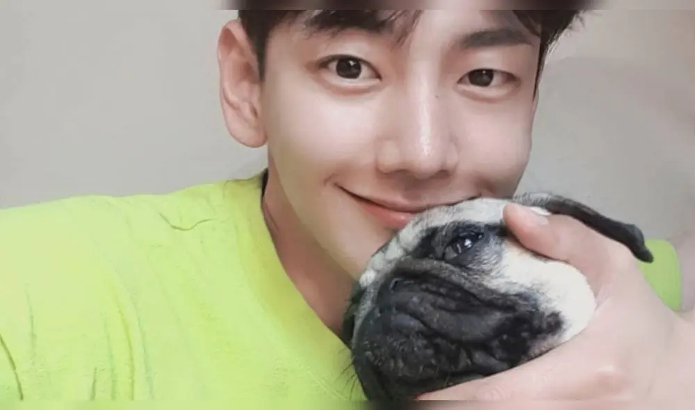 Desliza para ver más fotos de Park Jin Hoon. Desliza para ver más fotos de Park Jin Hoon.