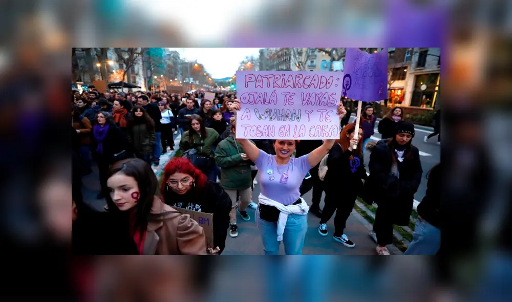 Protestas y huelgas a favor de los derechos de la mujer se dan durante todo el año en España. (Foto: LatinUs)