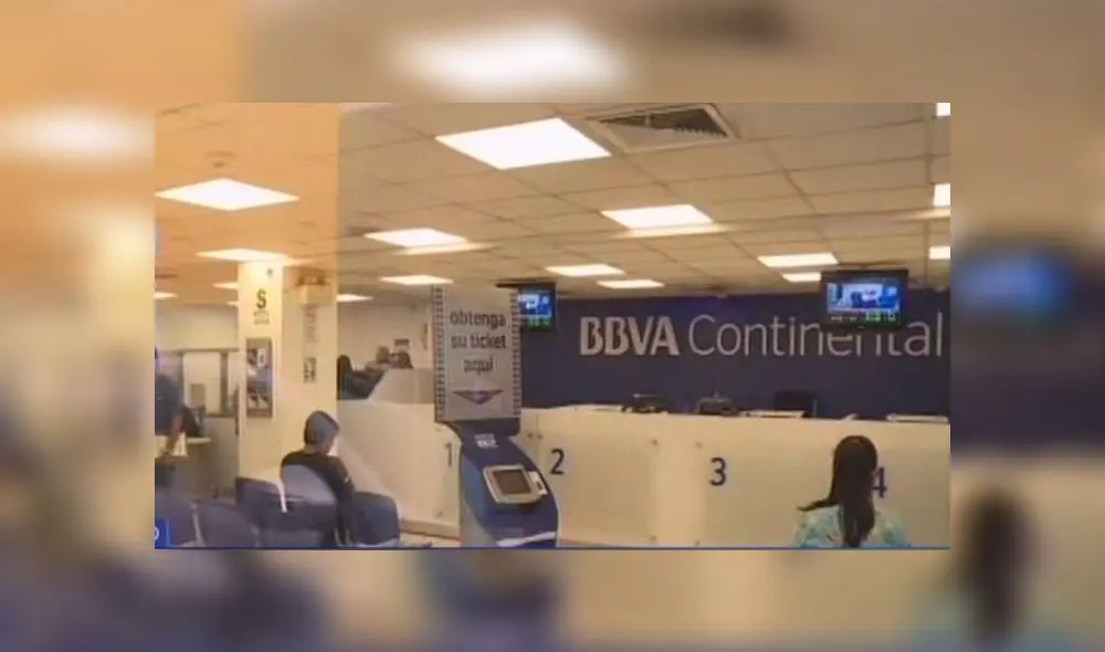 Ate: seis delincuentes armados asaltaron agencia del Banco Continental [VIDEO] 