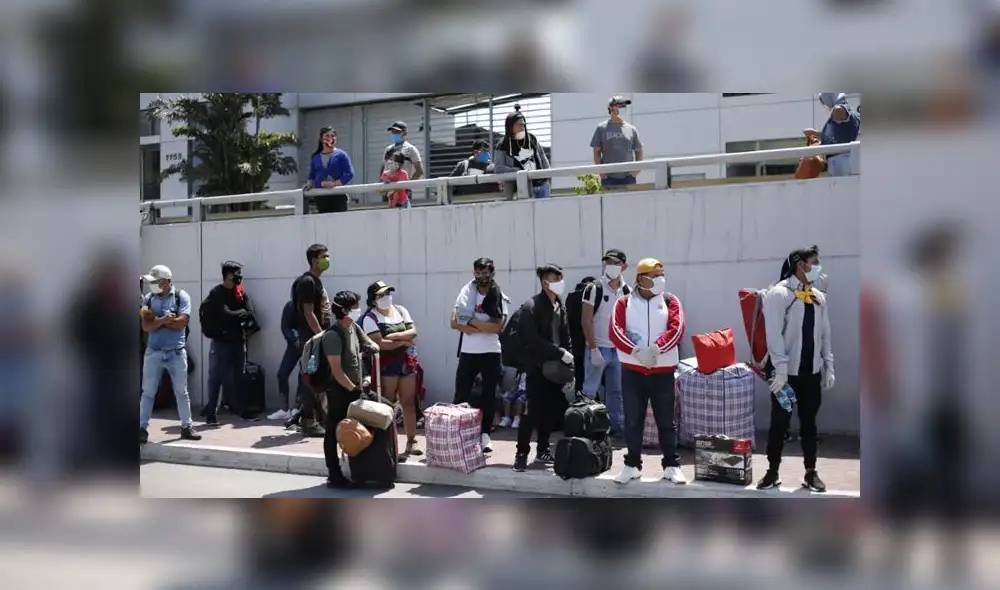 Gobernador regional habría dicho que deben esperar las pruebas hasta el sábado. (Foto: Antonio Melgarejo / La República) Gobernador regional habría dicho que deben esperar las pruebas hasta el sábado. (Foto: Antonio Melgarejo / La República)