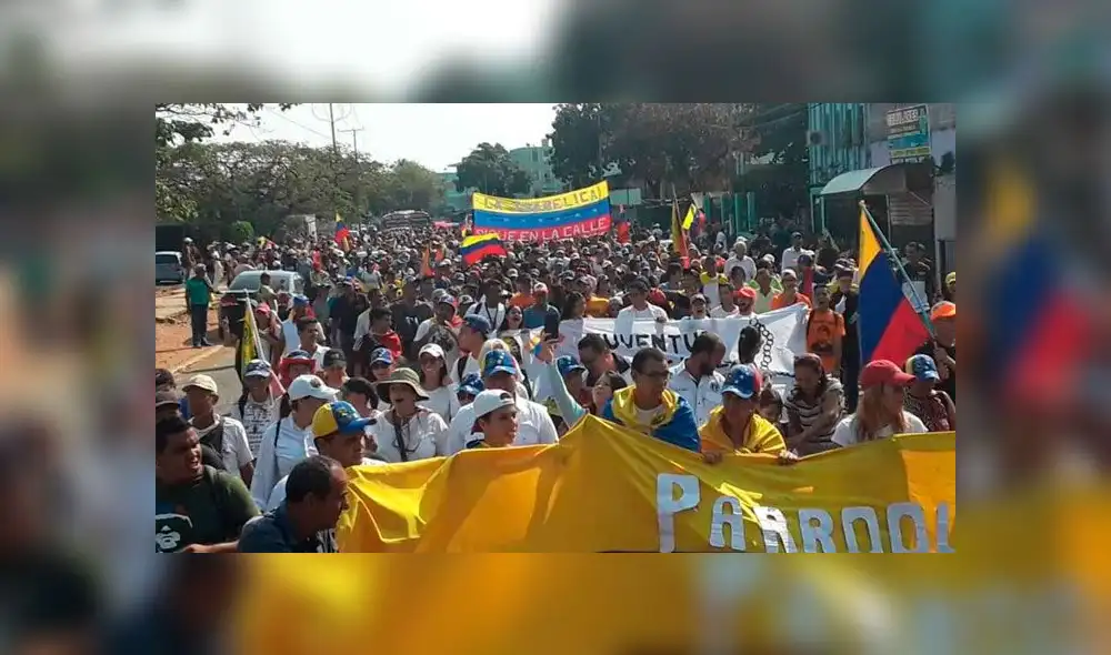 Venezuela marchó contra Maduro y exigió ayuda humanitaria