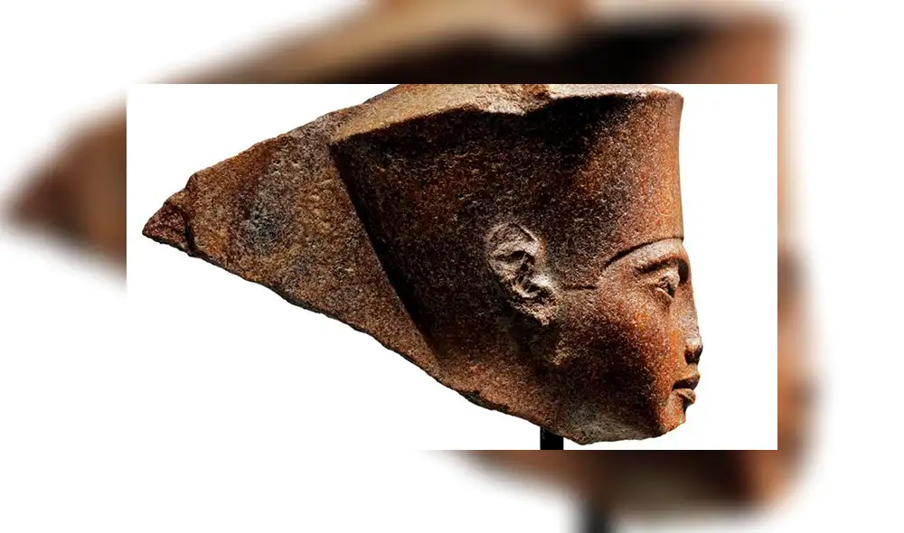 Un busto de cuarcita rojiza fue subastado por unos 6 millones de dólares, hecho que ha desatado la furia del gobierno de Egipto. Foto: AFP