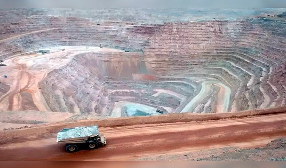 La crisis política retrasa la adjudicación del proyecto minero Michiquillay La crisis política retrasa la adjudicación del proyecto minero Michiquillay