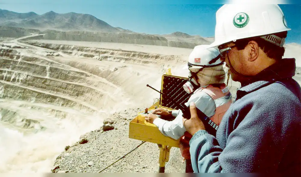 La puerta giratoria de la supervisión ambiental en la gran minería