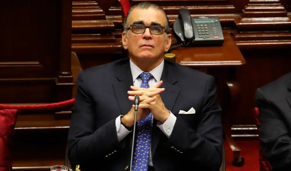 Apenas un 14 % aprueba su labor. Foto: La República.