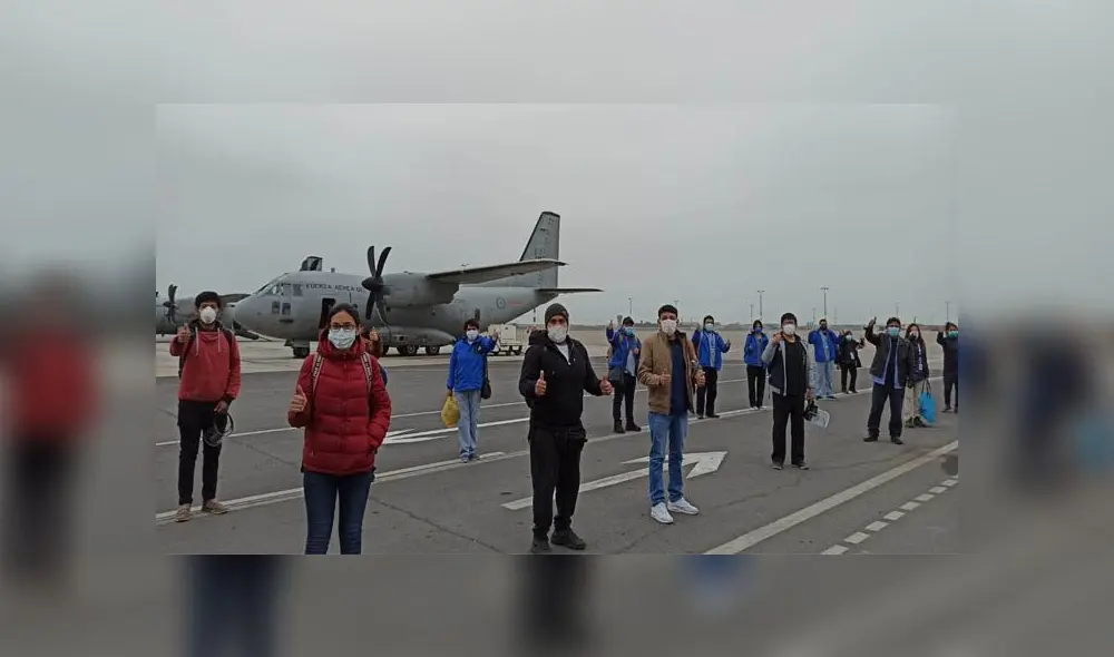 Personal de salud viaja a Cusco. Créditos: Karla Cruz / URPI-GLR Personal de salud viaja a Cusco. Créditos: Karla Cruz / URPI-GLR