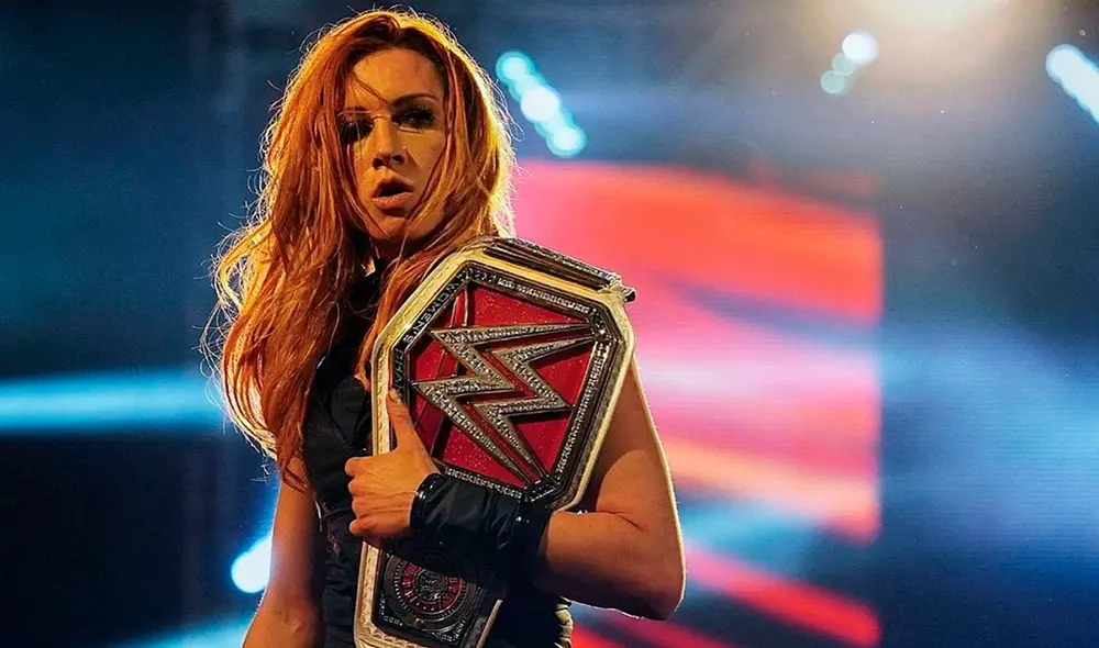 Becky Lynch retuvo el título femenil de RAW en WWE WrestleMania 36. Foto: WWE