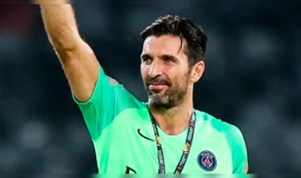 Gianluigi Buffon se lució con descomunal atajada en triunfo del PSG [VIDEO]