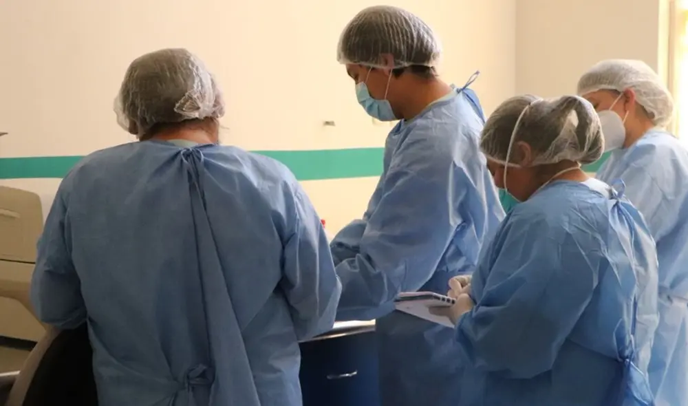 Resultados de pruebas moleculares se darán en dos horas. Foto: Andina. Resultados de pruebas moleculares se darán en dos horas. Foto: Andina.