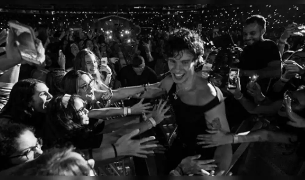 El cantante canadiense recibió una calurosa bienvenida por parte de sus fans peruanas.