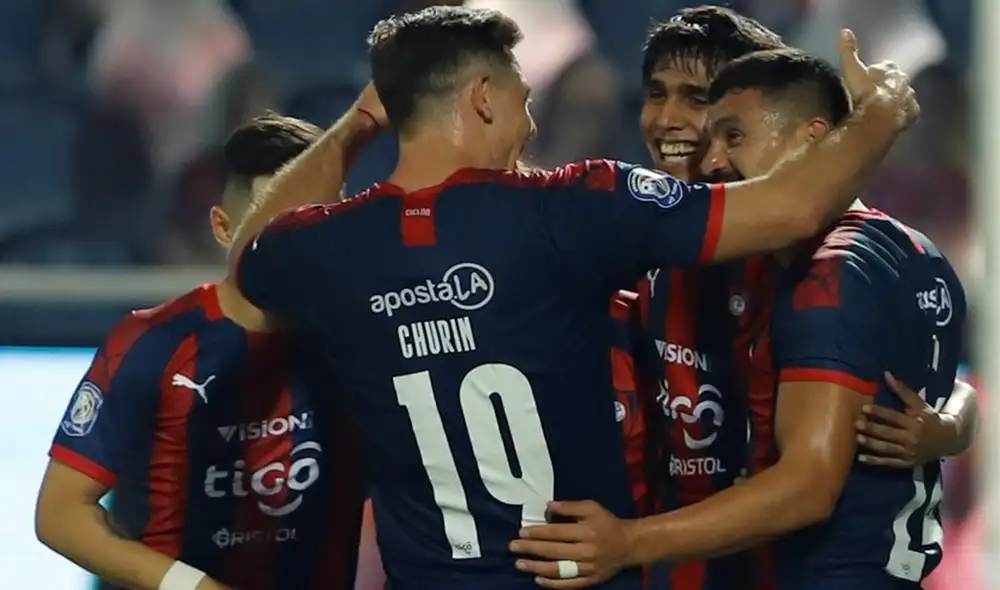 Cerro Porteño se coronó campeón de la liga paraguaya 2020. El 'Ciclón' alcanzó el título número 33 de su historia. Foto: EFE Cerro Porteño se coronó campeón de la liga paraguaya 2020. El 'Ciclón' alcanzó el título número 33 de su historia. Foto: EFE