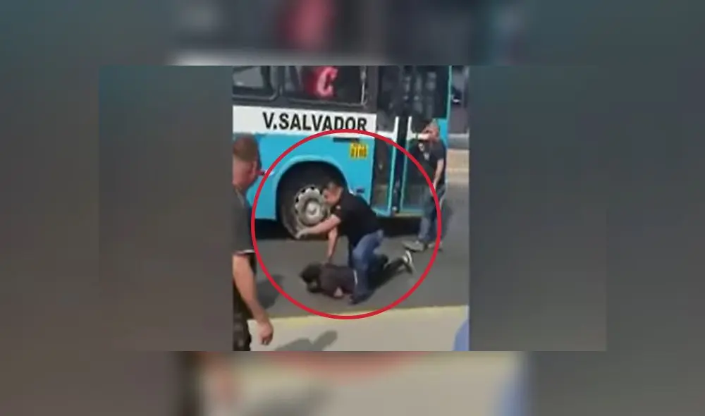 Hasta el lugar llegaron agentes del Escuadrón de Emergencia de la PNP. Hasta el lugar llegaron agentes del Escuadrón de Emergencia de la PNP.