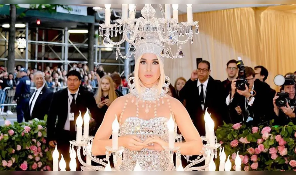 Katy Perry de candelabro en la MET Gala 2019 y de hamburguesa en el after [VIDEO]
