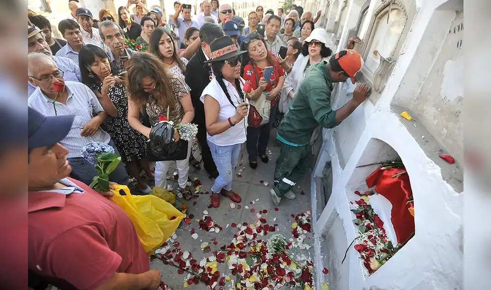 Ultimo adiós al maestro César Lévano [FOTOS] 