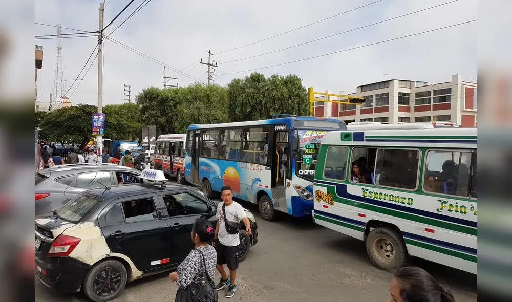 micros y combis en Trujillo