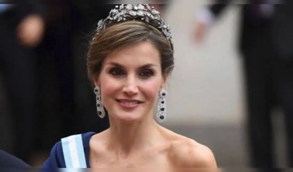 Reina Letizia: Filtran fotos de su pasado que confirmarían cirugías plásticas