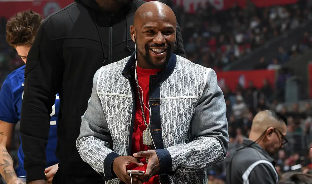 Floyd Mayweather es captado en una fiesta en plena pandemia por coronavirus. Foto: AFP Floyd Mayweather es captado en una fiesta en plena pandemia por coronavirus. Foto: AFP