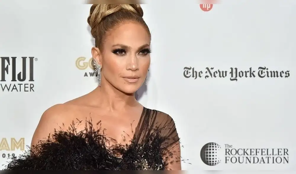 Jennifer Lopez y sus increíbles looks en alfombras rojas. (Foto: Internet) Jennifer Lopez y sus increíbles looks en alfombras rojas. (Foto: Internet)