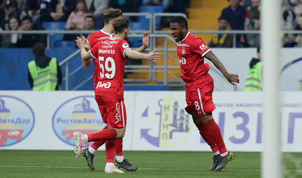 Jefferson Farfán lleva aproximadamente tres temporadas en el Lokomotiv Moscú de Rusia. | Foto: Agencias