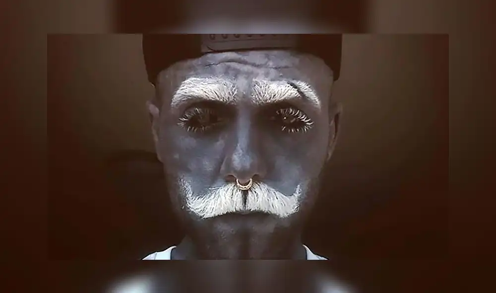 Facebook viral: joven se extirpa los genitales porque no permitían “lucir” sus tatuajes [FOTOS]