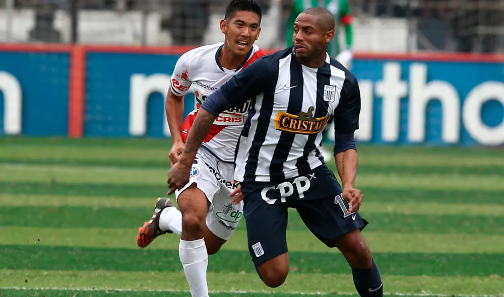 Roberto Guizasola, considerado el mejor lateral del fútbol peruano, optó por dar un paso al costado para dedicarse a una ONG. Roberto Guizasola, considerado el mejor lateral del fútbol peruano, optó por dar un paso al costado para dedicarse a una ONG.
