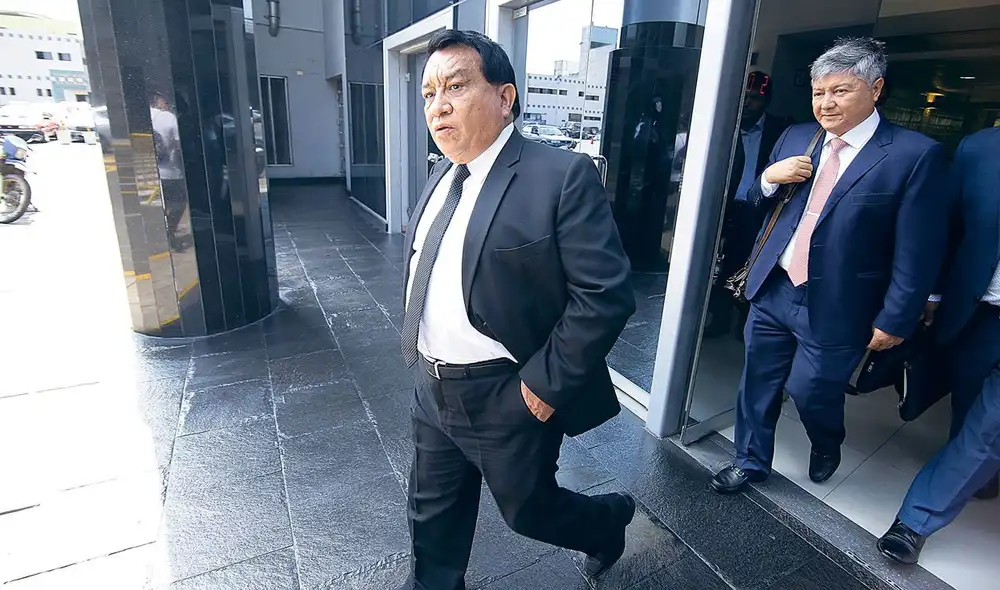 Luna Gálvez es investigado por presuntamente encabezar la organización criminal los “Gángsters de la Política”. Foto: La República Luna Gálvez es investigado por presuntamente encabezar la organización criminal los “Gángsters de la Política”. Foto: La República