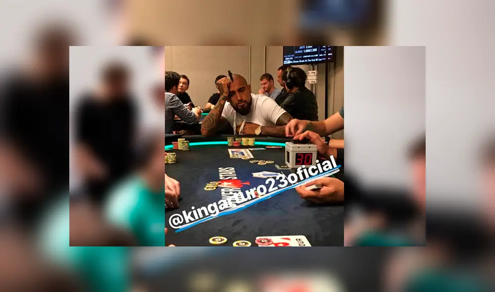 Gerard Piqué y Arturo Vidal, jugadores del Barcelona, disputaron una torneo de póker y ganaron fuerte suma de dinero.