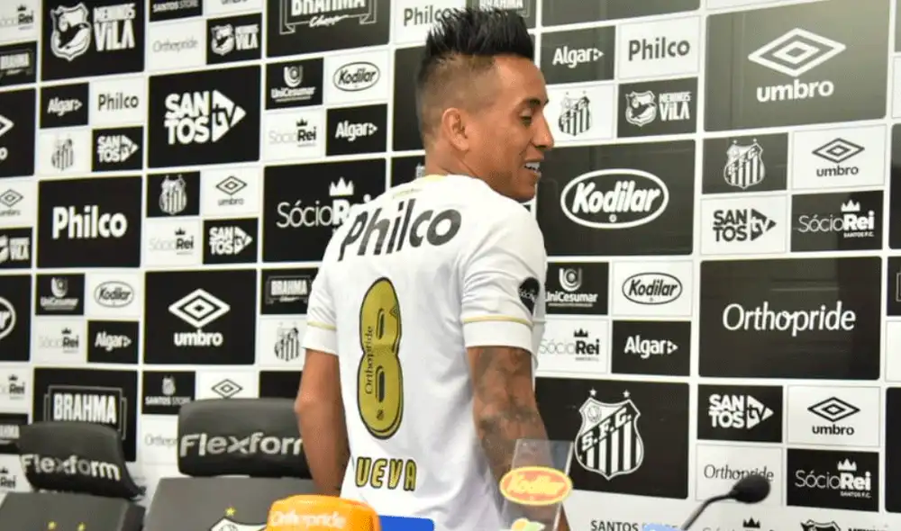 Christian Cueva es el segundo fichaje más caro en la historia del Santos de Brasil, ya que pagaron por el peruano 7 millones de dólares. | Foto: @SantosFC Christian Cueva es el segundo fichaje más caro en la historia del Santos de Brasil, ya que pagaron por el peruano 7 millones de dólares. | Foto: @SantosFC