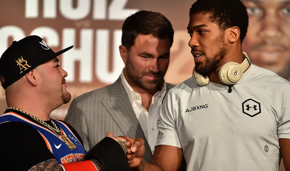 El desaparecido futbolista de Deportivo Binacional recibió emotivo homenaje en la antesala del partido entre Alianza Lima vs. Sporting Cristal en el Estadio Nacional.