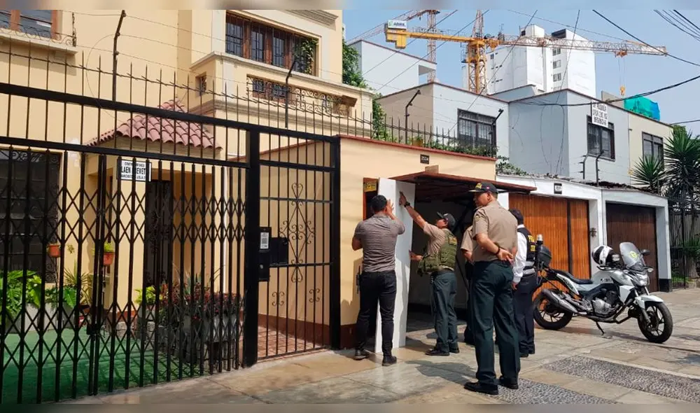 La Policía investiga si se trata de una muerte por el cobro de cupos en la mafia del negocio de los brevetes. (Foto: GLR - URPI)